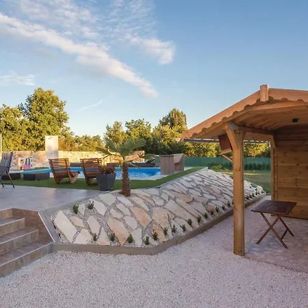 Jelena's Paradise Holiday home *