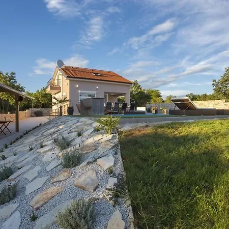 Jelena's Paradise Holiday home Galizana