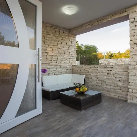 Jelena's Paradise Holiday home Galizana