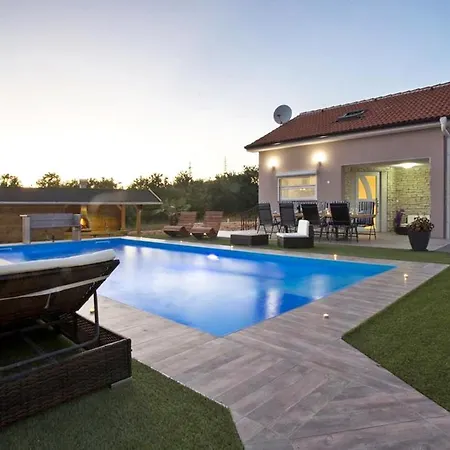 Holiday home Jelena's Paradise